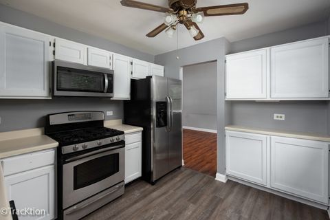 Tiny photo for 1309 Monmouth Avenue, Naperville, IL 60565 (MLS # 12471014)