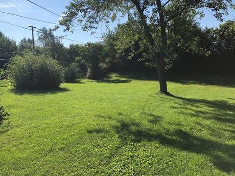 Tiny photo for 11 E Streamwood Boulevard, Streamwood, IL 60107 (MLS # 12570320)