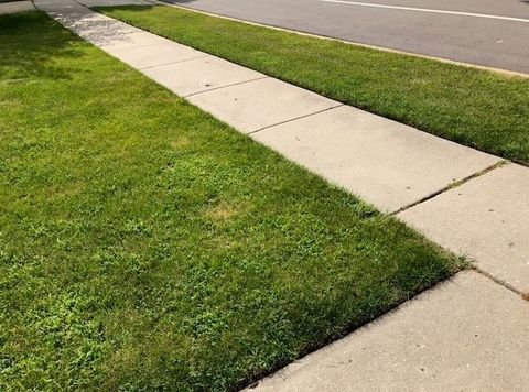 Tiny photo for 11 E Streamwood Boulevard, Streamwood, IL 60107 (MLS # 12570320)