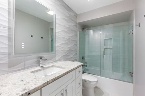 Tiny photo for 3 The Court Of Harborside #111, Northbrook, IL 60062 (MLS # 12455566)