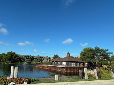 Tiny photo for 3 The Court Of Harborside #111, Northbrook, IL 60062 (MLS # 12455566)