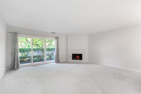 Tiny photo for 3 The Court Of Harborside #111, Northbrook, IL 60062 (MLS # 12455566)