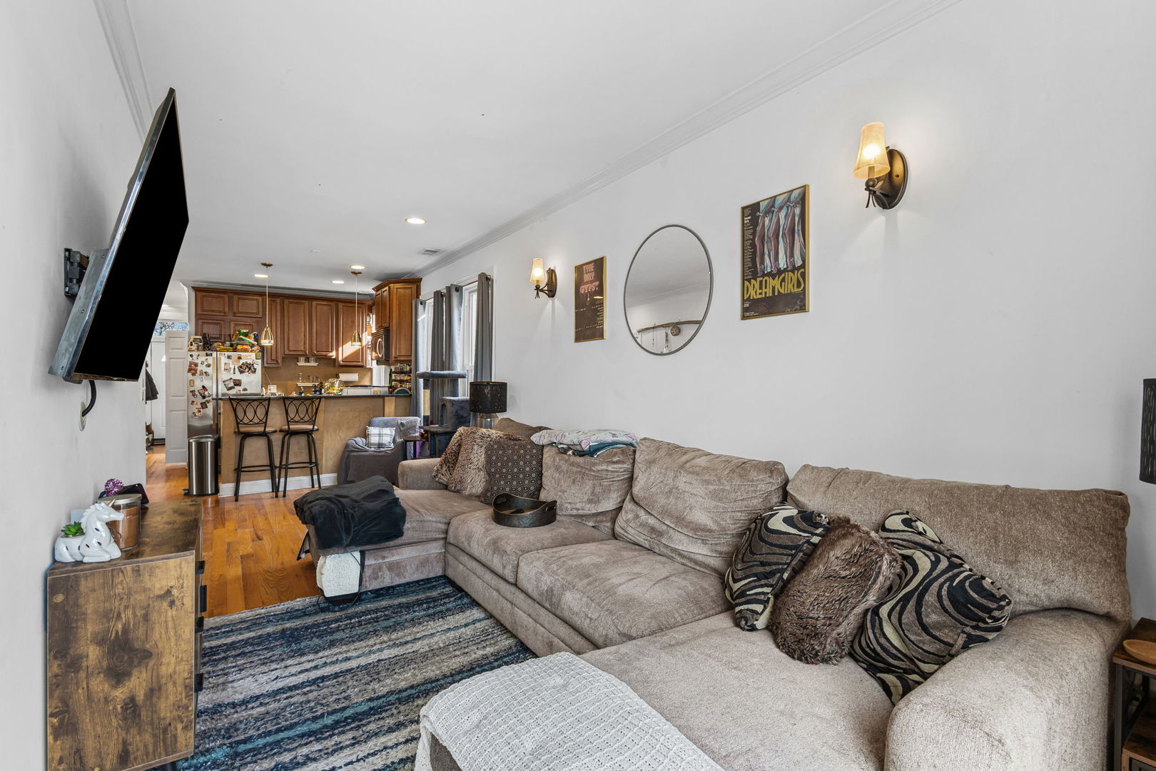 7341 N Honore Street