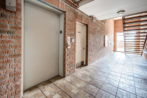 Tiny photo for 6600 W 87th Street #3SW, Burbank, IL 60459 (MLS # 12504390)