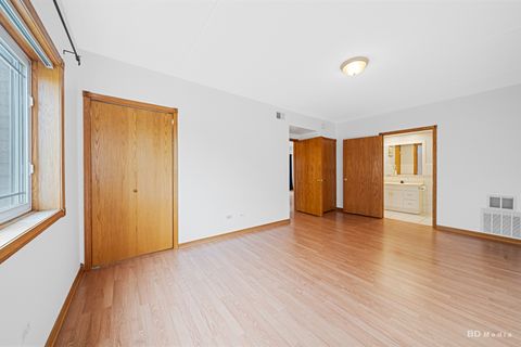 Tiny photo for 6600 W 87th Street #3SW, Burbank, IL 60459 (MLS # 12504390)