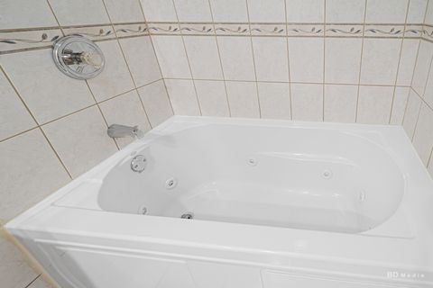 Tiny photo for 6600 W 87th Street #3SW, Burbank, IL 60459 (MLS # 12504390)