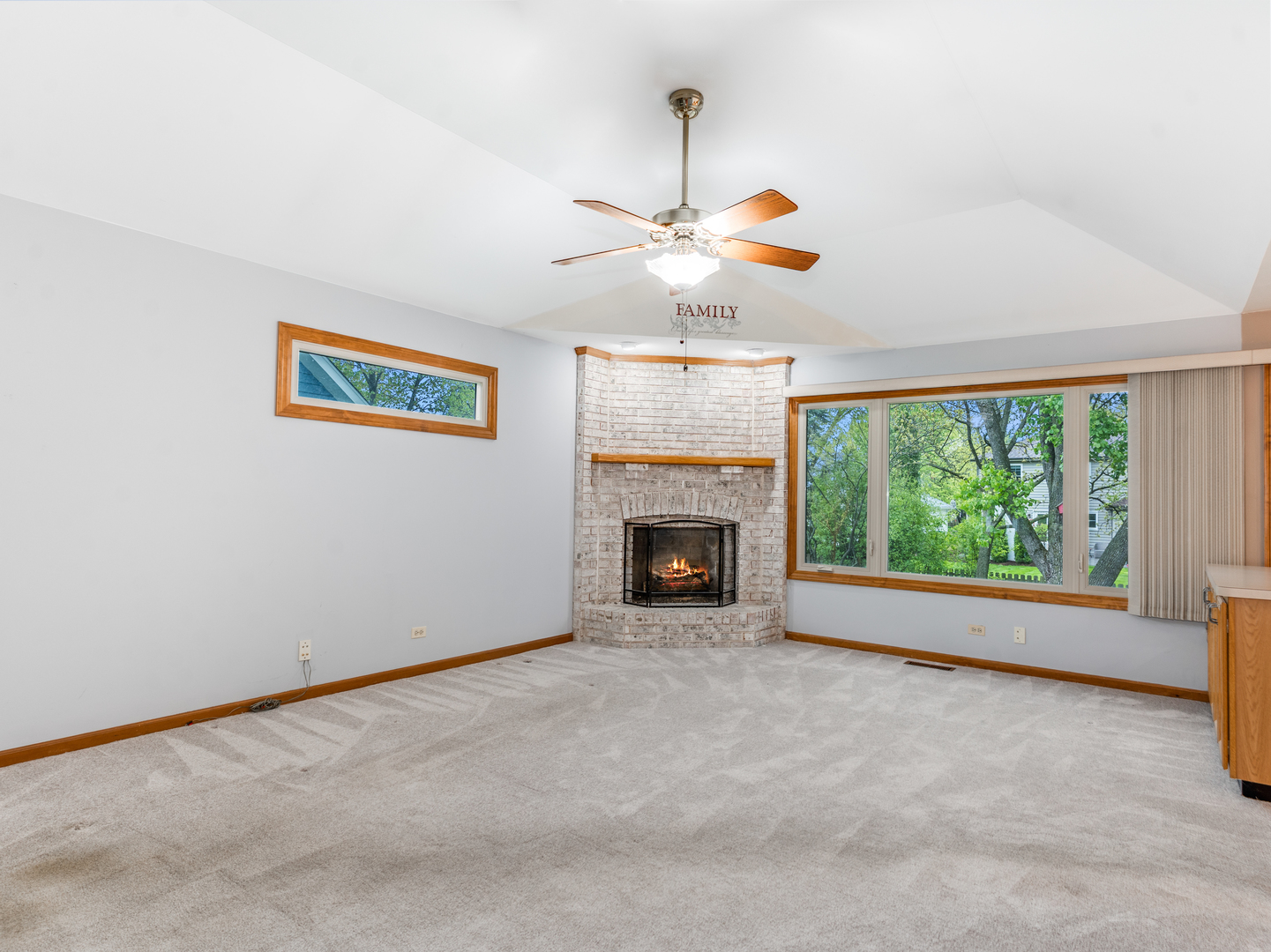 2331 Gleneagles Drive