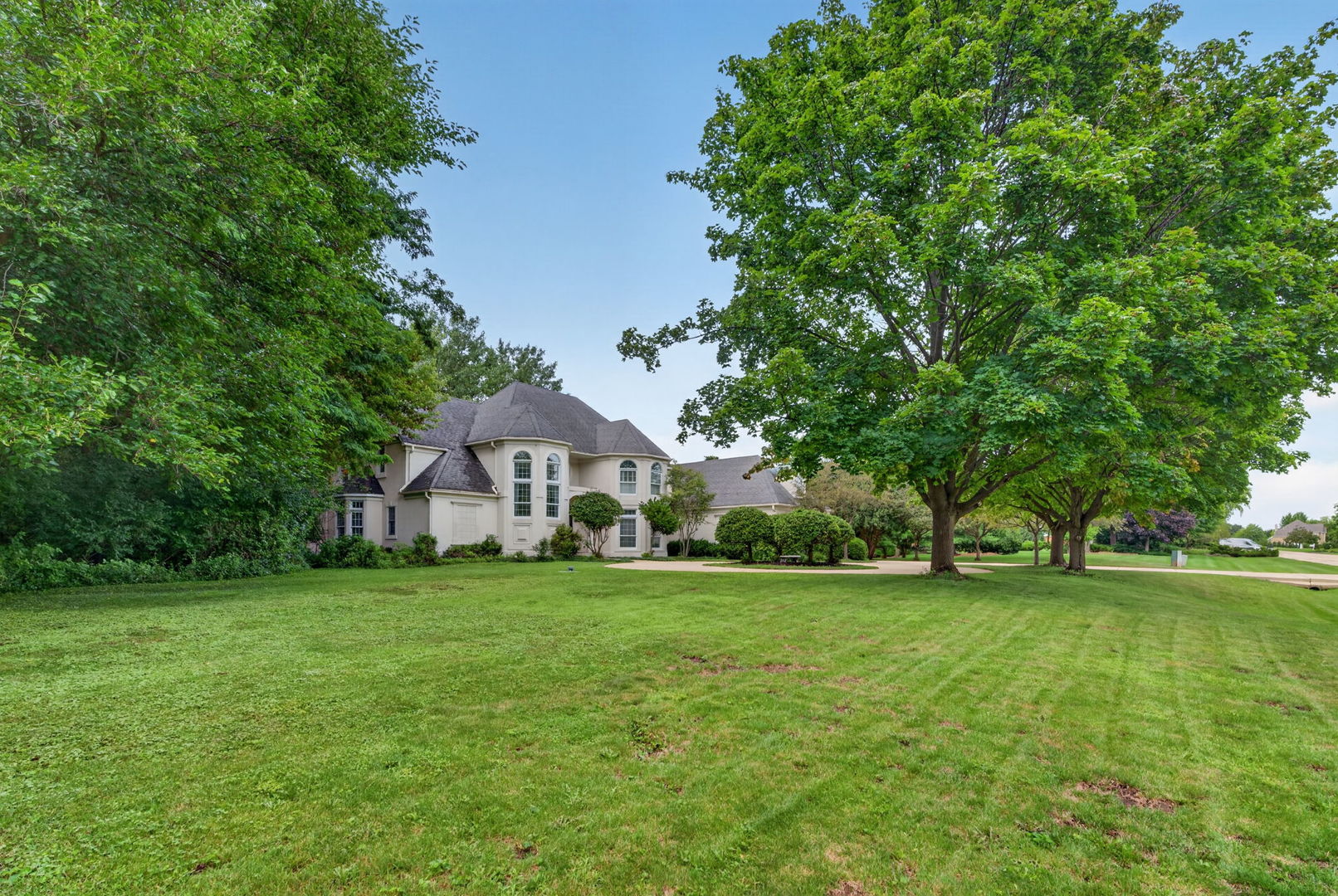 6N538 Brookhaven Lane