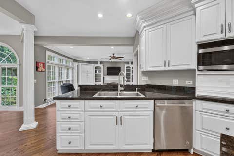 Tiny photo for 6N538 Brookhaven Lane, St. Charles, IL 60175 (MLS # 12732644)