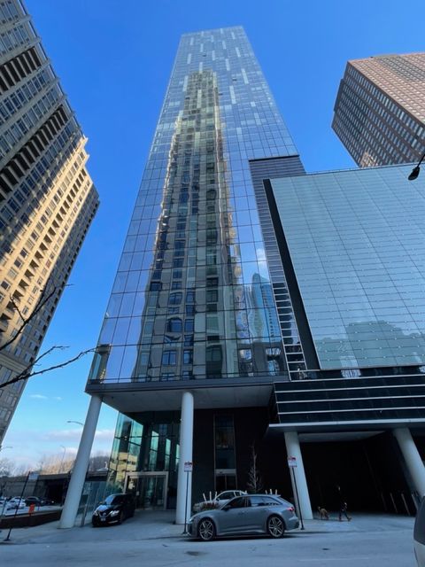 500 N Lake Shore Drive 3814 Chicago IL 60611