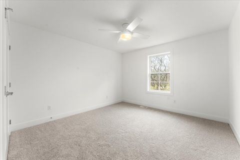 Tiny photo for 1403 Ravenwood Drive, Mahomet, IL 61853 (MLS # 12529968)