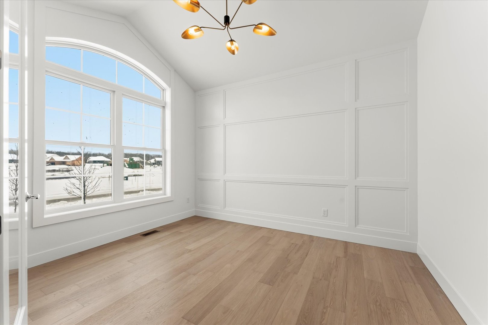 1403 Ravenwood Drive