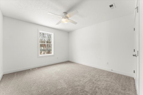 Tiny photo for 1403 Ravenwood Drive, Mahomet, IL 61853 (MLS # 12529968)