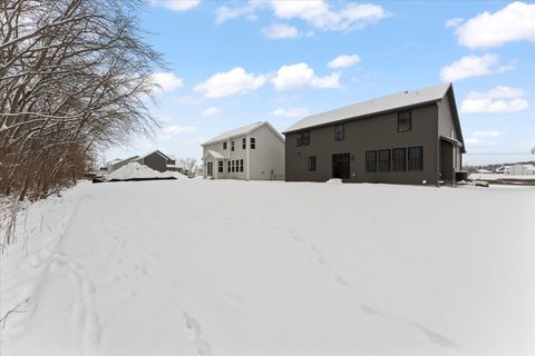 Tiny photo for 1403 Ravenwood Drive, Mahomet, IL 61853 (MLS # 12529968)