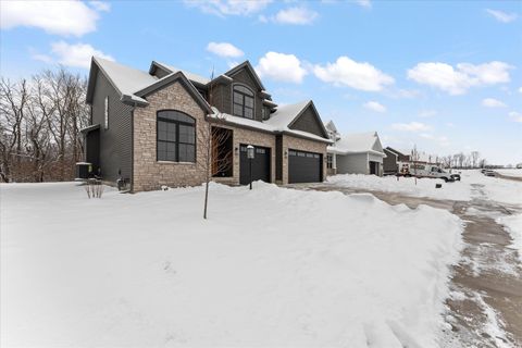 Tiny photo for 1403 Ravenwood Drive, Mahomet, IL 61853 (MLS # 12529968)