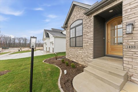 Tiny photo for 1403 Ravenwood Drive, Mahomet, IL 61853 (MLS # 12529968)