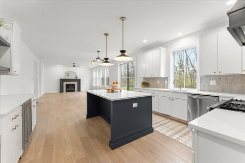 Tiny photo for 1403 Ravenwood Drive, Mahomet, IL 61853 (MLS # 12529968)