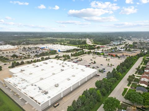 Tiny photo for 220 Osage Lane, Buffalo Grove, IL 60089 (MLS # 12535979)