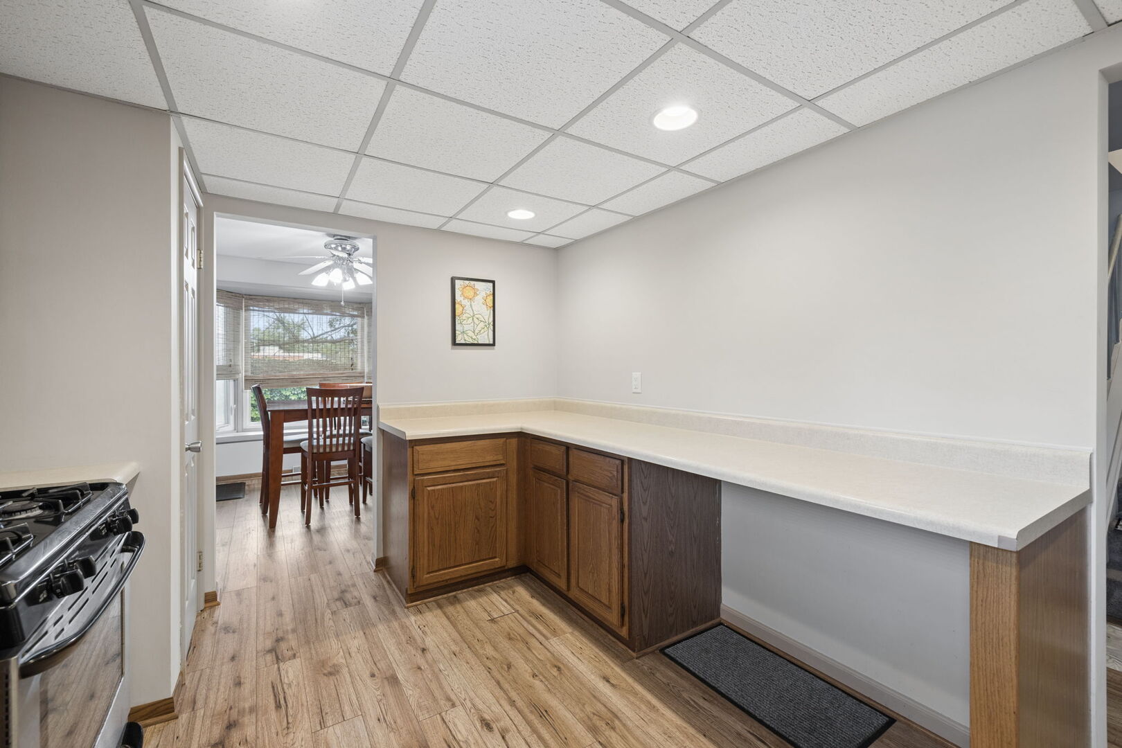 216 Douglass Way