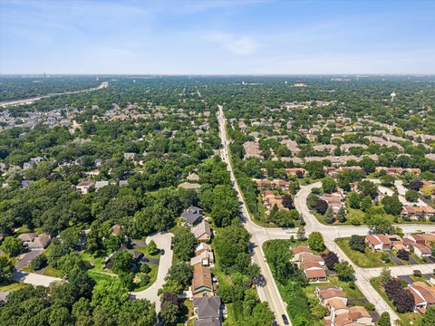 Tiny photo for 6402 Indian Head Court, Indian Head Park, IL 60525 (MLS # 12752861)