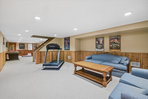 Tiny photo for 6402 Indian Head Court, Indian Head Park, IL 60525 (MLS # 12752861)