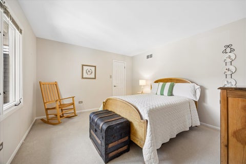 Tiny photo for 6402 Indian Head Court, Indian Head Park, IL 60525 (MLS # 12752861)