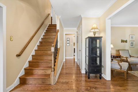 Tiny photo for 6402 Indian Head Court, Indian Head Park, IL 60525 (MLS # 12752861)