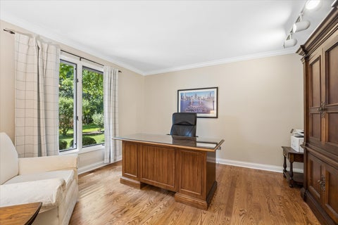 Tiny photo for 6402 Indian Head Court, Indian Head Park, IL 60525 (MLS # 12752861)
