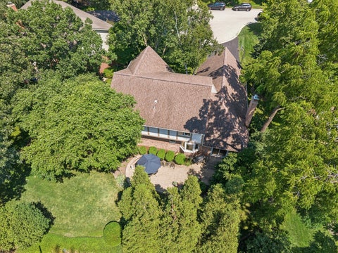 Tiny photo for 6402 Indian Head Court, Indian Head Park, IL 60525 (MLS # 12752861)