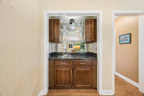 Tiny photo for 6402 Indian Head Court, Indian Head Park, IL 60525 (MLS # 12752861)