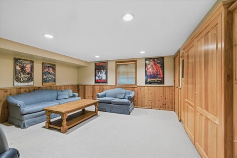 Tiny photo for 6402 Indian Head Court, Indian Head Park, IL 60525 (MLS # 12752861)