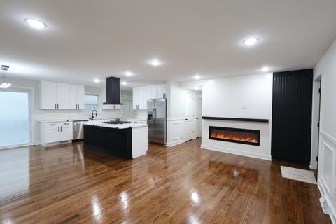 Tiny photo for 16644 Maple Street, South Holland, IL 60473 (MLS # 12700157)