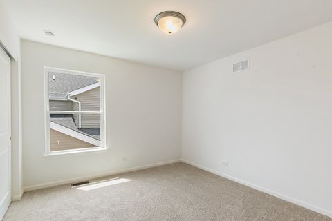 Tiny photo for 32012 Savannah Drive, Lakemoor, IL 60051 (MLS # 12549674)