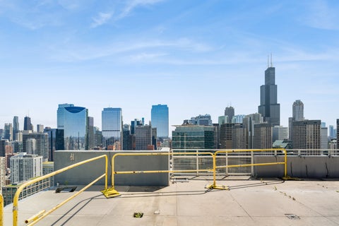 Tiny photo for 737 W Washington Boulevard #806, Chicago, IL 60661 (MLS # 12676070)