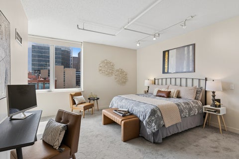 Tiny photo for 737 W Washington Boulevard #806, Chicago, IL 60661 (MLS # 12676070)