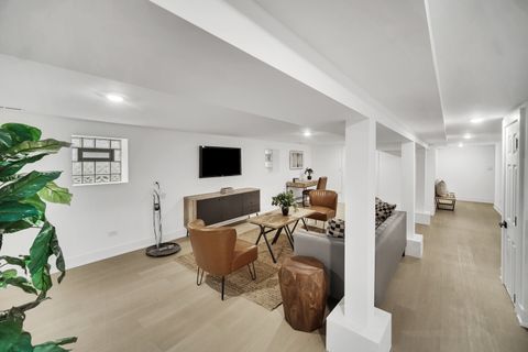 Tiny photo for 3417 Oak Avenue, Brookfield, IL 60513 (MLS # 12467814)