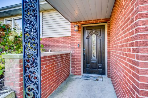 Tiny photo for 571 Hitchcock Avenue, Lisle, IL 60532 (MLS # 12505508)