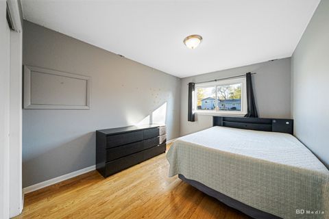 Tiny photo for 571 Hitchcock Avenue, Lisle, IL 60532 (MLS # 12505508)