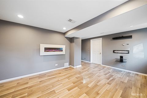 Tiny photo for 571 Hitchcock Avenue, Lisle, IL 60532 (MLS # 12505508)