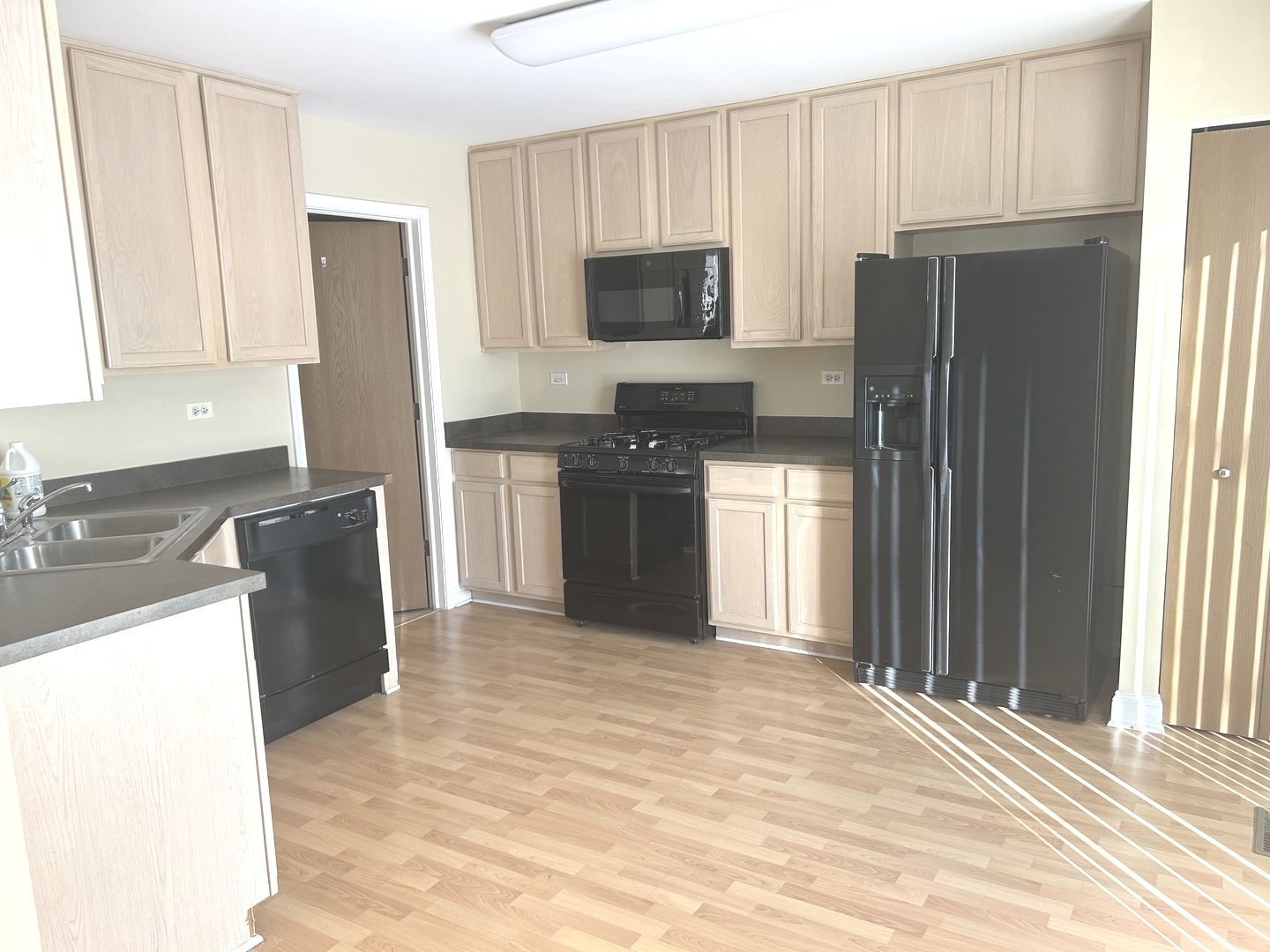 3184 Impressions Drive 3184