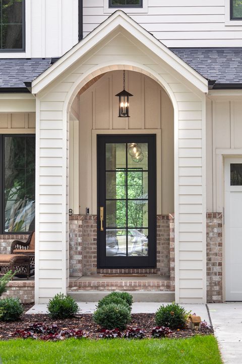 Tiny photo for 660 N Eagle Street, Naperville, IL 60563 (MLS # 12626802)