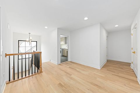 Tiny photo for 660 N Eagle Street, Naperville, IL 60563 (MLS # 12626802)