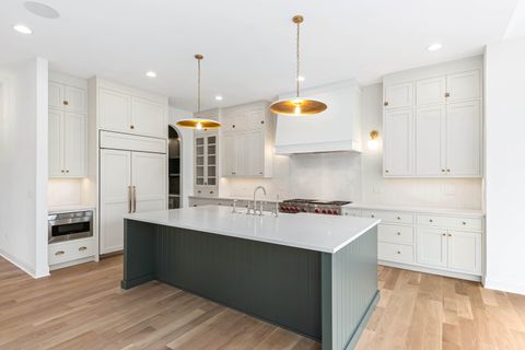 Tiny photo for 660 N Eagle Street, Naperville, IL 60563 (MLS # 12626802)