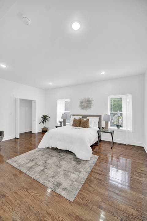 Tiny photo for 6840 S Cregier Avenue, Chicago, IL 60649 (MLS # 12666640)