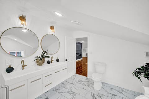 Tiny photo for 6840 S Cregier Avenue, Chicago, IL 60649 (MLS # 12666640)