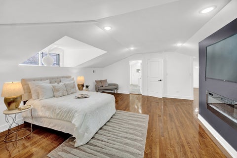 Tiny photo for 6840 S Cregier Avenue, Chicago, IL 60649 (MLS # 12666640)