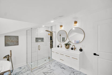 Tiny photo for 6840 S Cregier Avenue, Chicago, IL 60649 (MLS # 12666640)