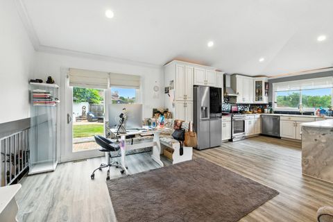 Tiny photo for 2938 E Shagbark Trail, Crete, IL 60417 (MLS # 12413133)