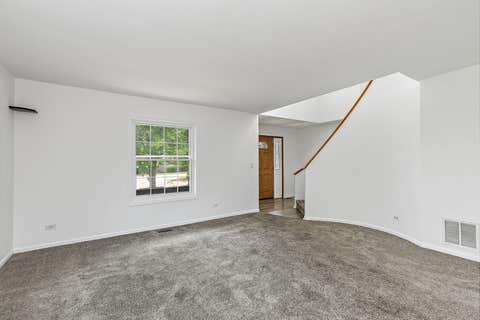 Tiny photo for 25 Magnolia Drive, Streamwood, IL 60107 (MLS # 12664012)