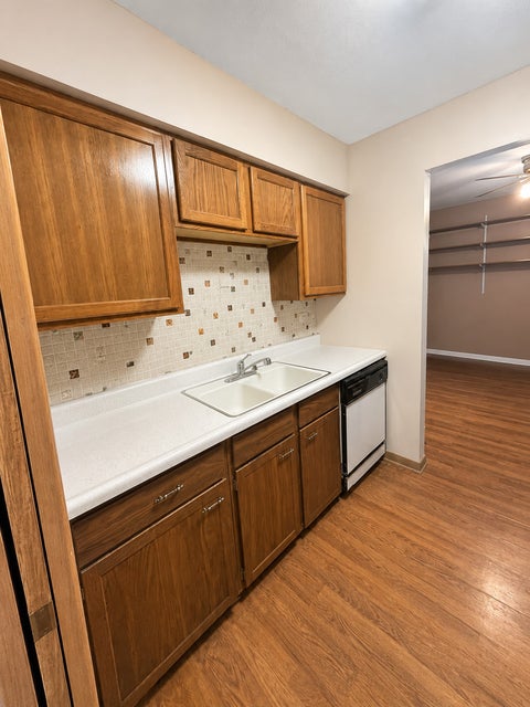Tiny photo for 9721 S Cicero Avenue #3E, Oak Lawn, IL 60453 (MLS # 12681000)